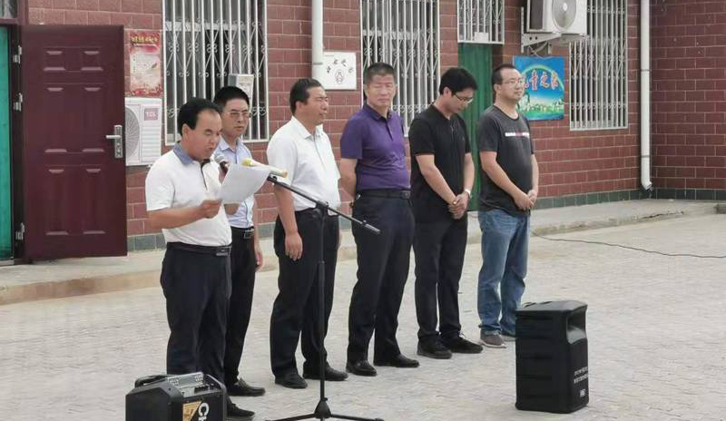 寧夏回族自治區(qū)吳忠市同心縣農(nóng)業(yè)局展會，愛麗潔農(nóng)村廁所改造產(chǎn)品備受歡迎！